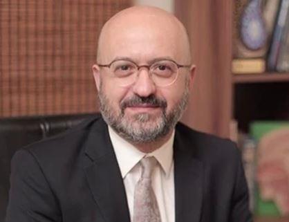 الدکتورعلي حقيقتيان